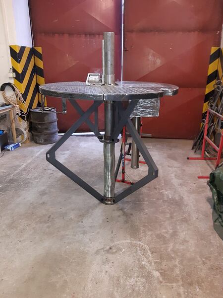 Výrobu podlážky jsme tak v podstatě dokončili.