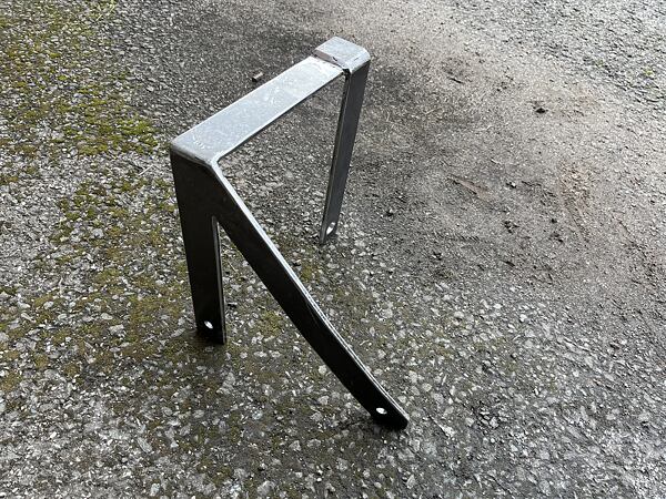 Vyrobili jsme dále i stupačku kotouče.